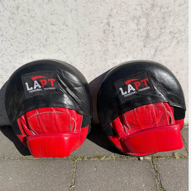 Focus Pads black/red
