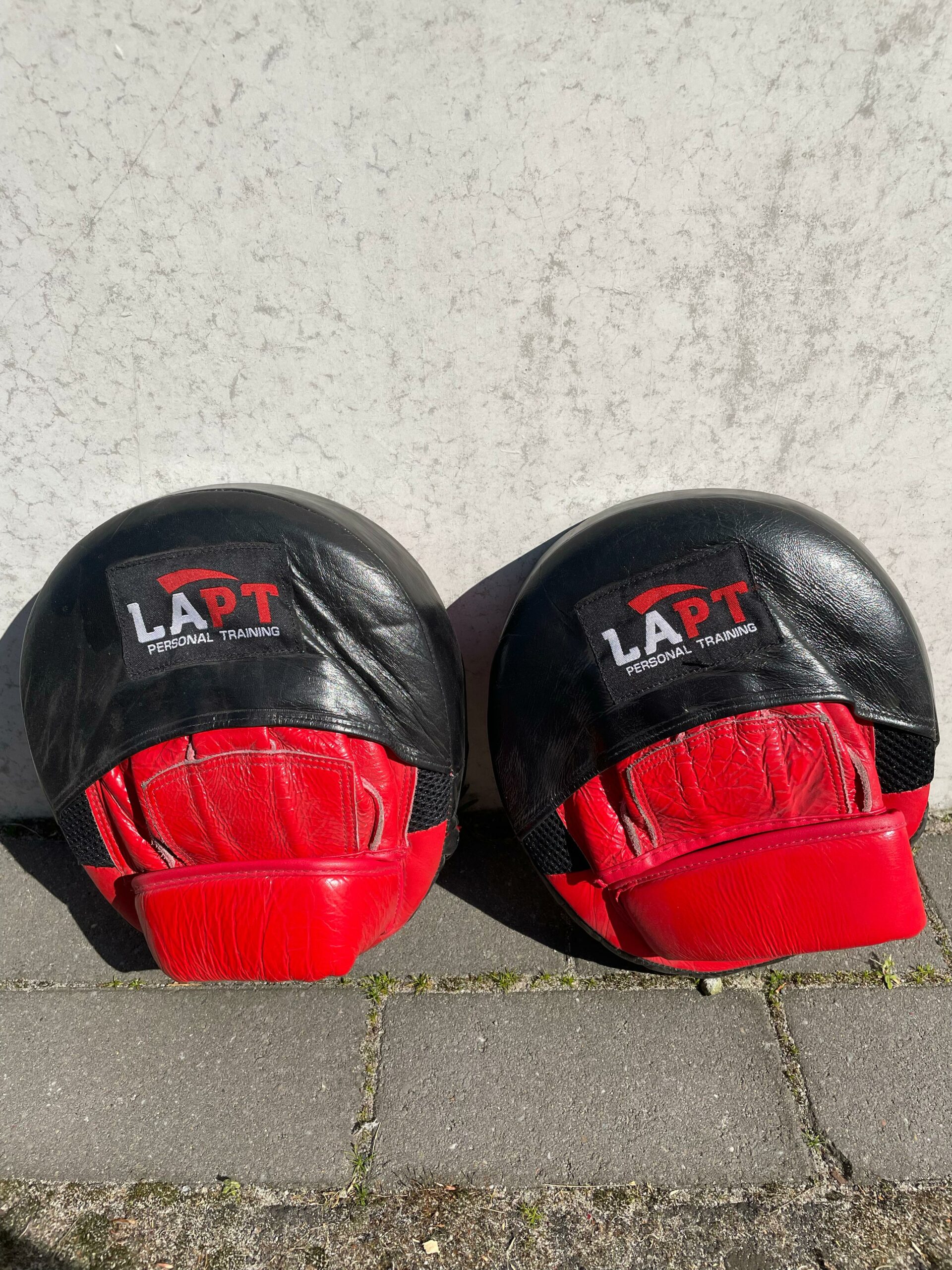 Focus Pads black/red